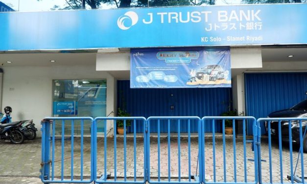 J Trust Bank Sponsori IWO 2026