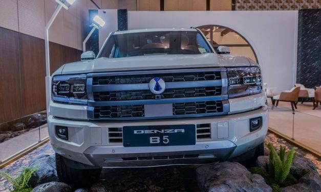 Denza B5 Mejeng Di BCA Expoversary 2026