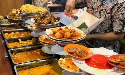 Restoran Padang Legendaris Di Benhil Jakarta Sejak 1982