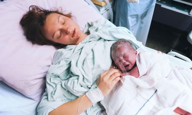 Persalinan Caesar: Proses, Persiapan, Dan Pemulihan Ibu