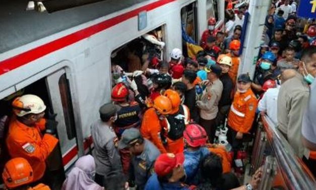 Rel Membisu: Kronologi Kecelakaan Kereta Memakan Korban