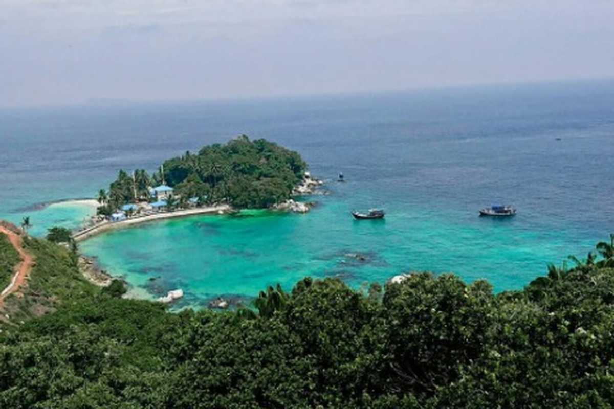 Pesona Pulau Pandang: Keindahan Alam Dan Laut Yang Memikat