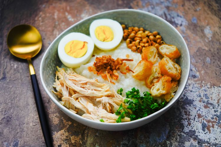 Bubur Ayam: Sarapan Favorit Masyarakat Indonesia