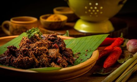 Rendang VS Makanan Khas Padang Lainnya: Yang Paling Populer